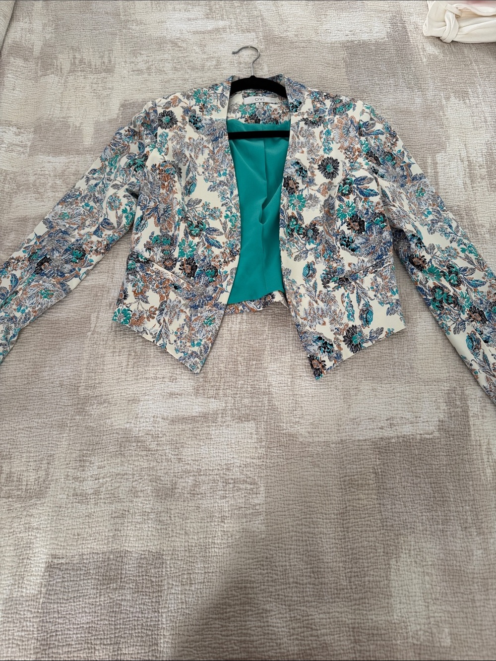 Ovi Cropped Floral Blazer in Teal, Cream & Gray
